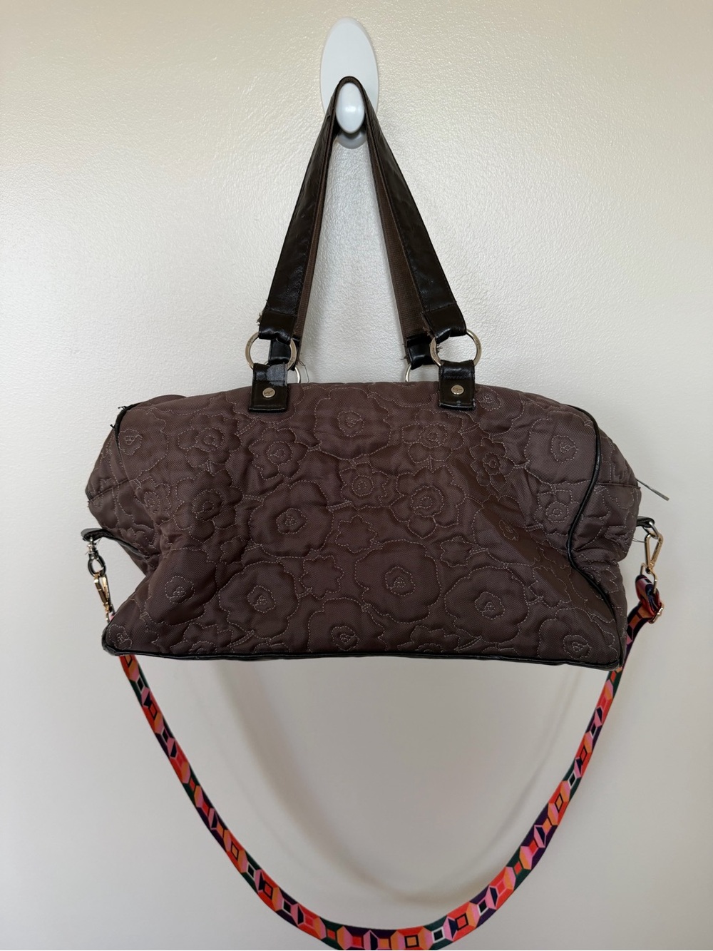 THIRTY-ONE Large Brown Floral Quilted Travel Bag with Added Crossbody Strap